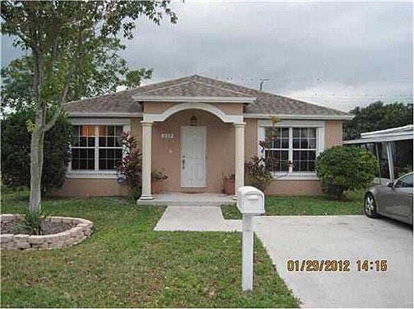 237 SW 9th St in Dania Beach, FL - Building Photo - Building Photo