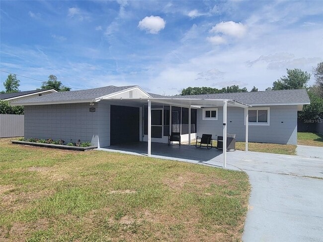 property at 21147 SW Honeysuckle St