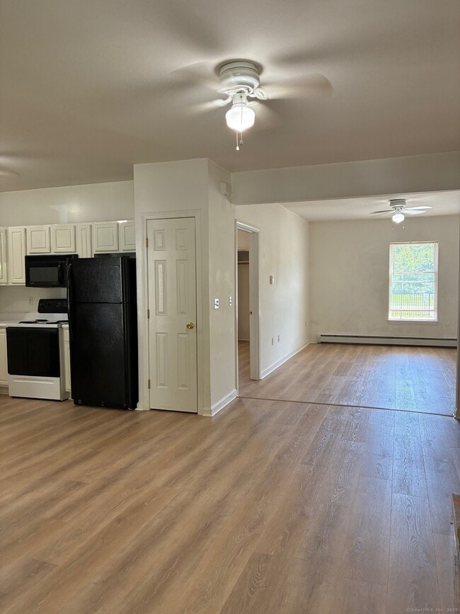 property at 11 Taftville-Occum Rd