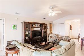 838 W Elkcam Cir-Unit -406 in Marco Island, FL - Building Photo - Building Photo