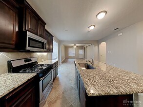 1204 Glenwood Dr in Azle, TX - Building Photo - Building Photo
