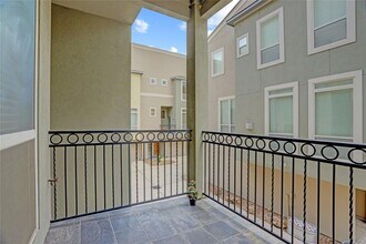 5446 Crooms St in Houston, TX - Building Photo - Building Photo