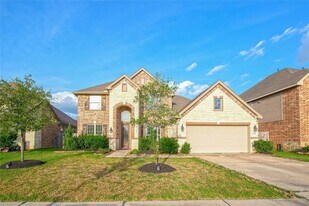17938 Fernwood Bend Dr in Tomball, TX - Building Photo