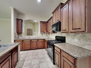 803 Fireberry Dr in Rockwall, TX - Foto de edificio - Building Photo