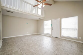 7659 Athlone Dr in Houston, TX - Building Photo - Building Photo