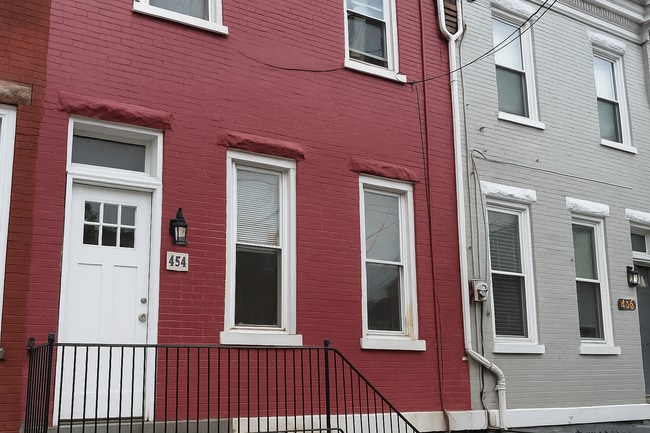 property at 454 W King St