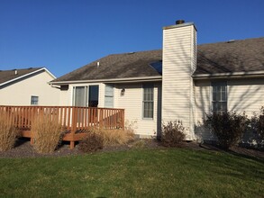 1226 Oakbrook Ave in Chatham, IL - Building Photo - Building Photo