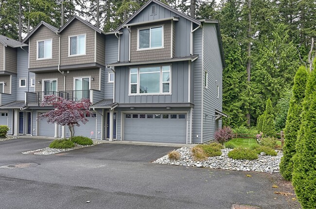 1413 105th Pl SE