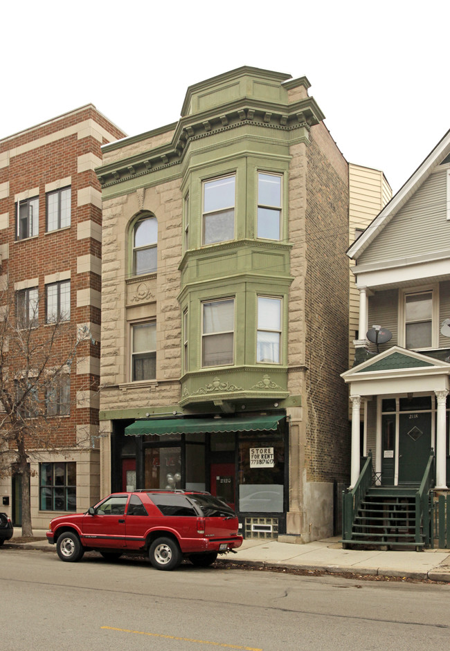 2120 W Belmont Ave in Chicago, IL - Building Photo - Building Photo