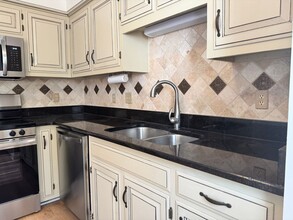518 Brentwood Pointe in Brentwood, TN - Building Photo - Building Photo