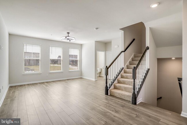 421 Ensemble Wy in Frederick, MD - Building Photo - Building Photo