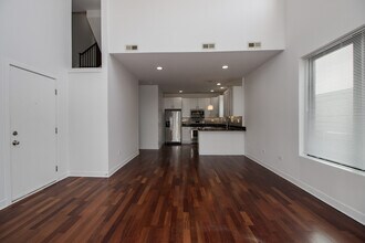 1707 S Ruble St in Chicago, IL - Building Photo - Building Photo