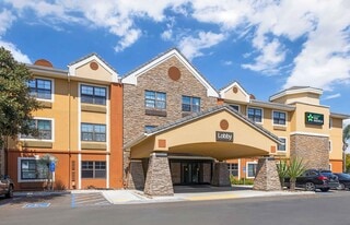 Furnished Studio-San Diego - Carlsbad Vill in Carlsbad, CA - Building Photo