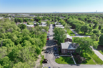 Aspen Pointe Apartments in Indianapolis, IN - Building Photo - Building Photo