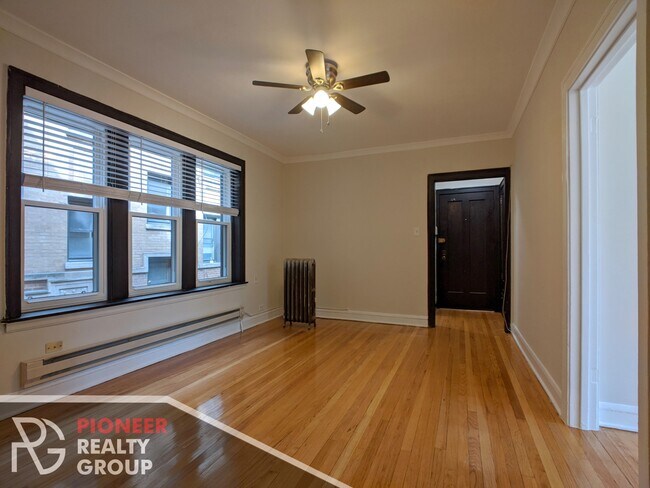 1421 W Hutchinson St, Unit 4222 Clark-2