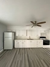 1146 in Long Beach, CA - Building Photo - Building Photo