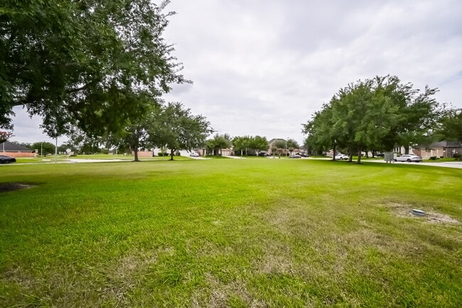 property at 8010 Durham Run Ln