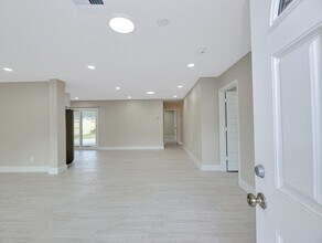 5306 Windswept Ln in Houston, TX - Building Photo - Building Photo