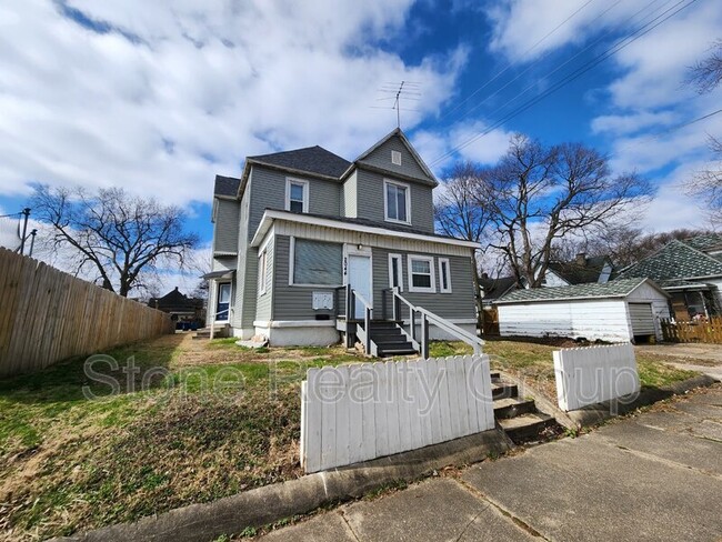 property at 2044 N 11th St