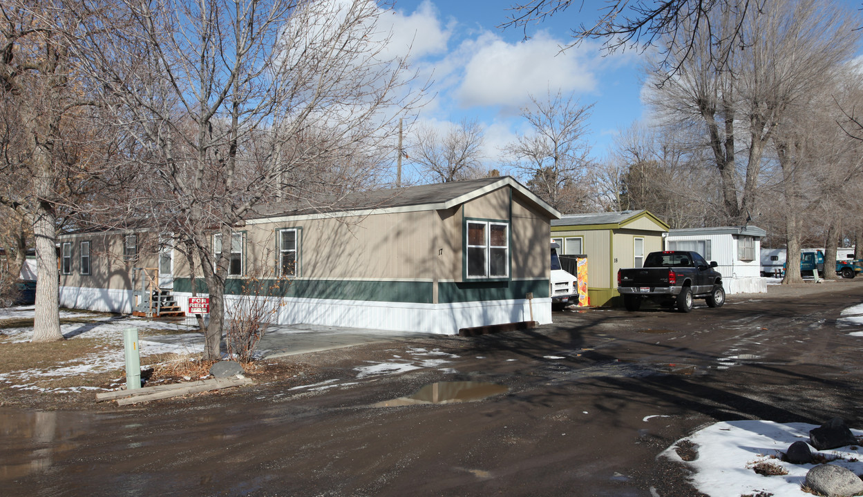 Big Trees Mobile Park in Jerome, ID - Building Photo