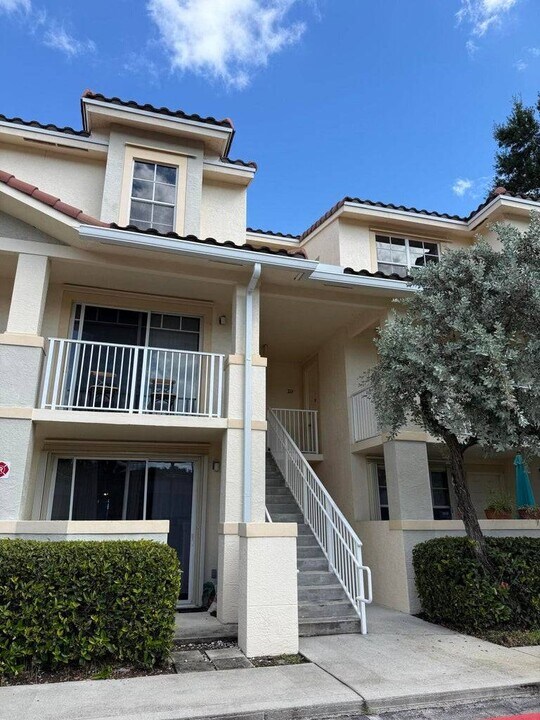 1140 University Blvd in Jupiter, FL - Building Photo