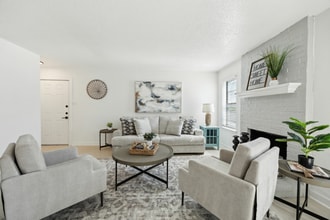 Brookbend in Carrollton, TX - Foto de edificio - Building Photo