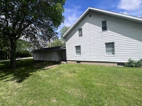 2814 E Main St in Urbana, IL - Building Photo - Building Photo