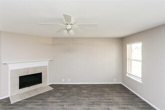 707 River Run Dr in Red Oak, TX - Building Photo - Building Photo
