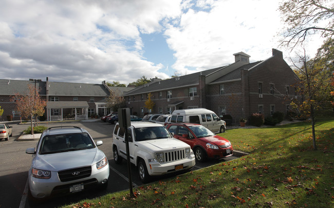 Edison Senior Apartments in Schenectady, NY - Building Photo - Building Photo