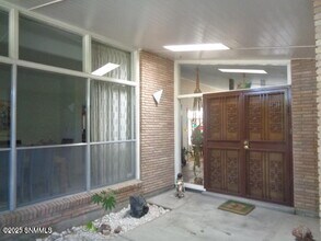 2011 Turrentine Dr in Las Cruces, NM - Building Photo - Building Photo
