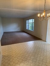 1678 E St in Napa, CA - Foto de edificio - Building Photo