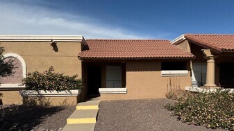 312 W Yukon Dr in Phoenix, AZ - Building Photo