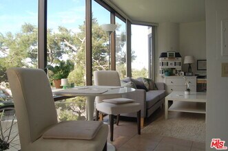 4316 Marina City Dr in Marina Del Rey, CA - Building Photo - Building Photo