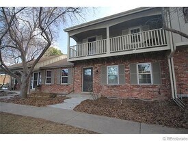 2493 E Geddes Pl in Centennial, CO - Building Photo