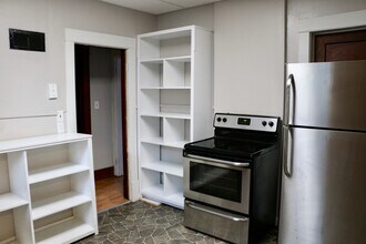 429 Warren St in Mankato, MN - Building Photo - Building Photo