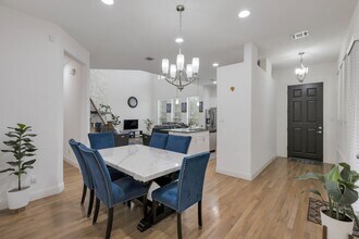 2464 Castle Ridge Dr in Richardson, TX - Building Photo - Building Photo