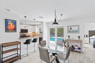 226 SW 13th Ave in Boynton Beach, FL - Building Photo - Building Photo