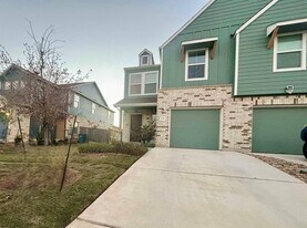 176 Andross Ln in Bastrop, TX - Building Photo