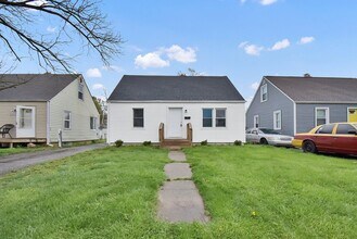 2566 Atwood Terrace in Columbus, OH - Building Photo - Building Photo