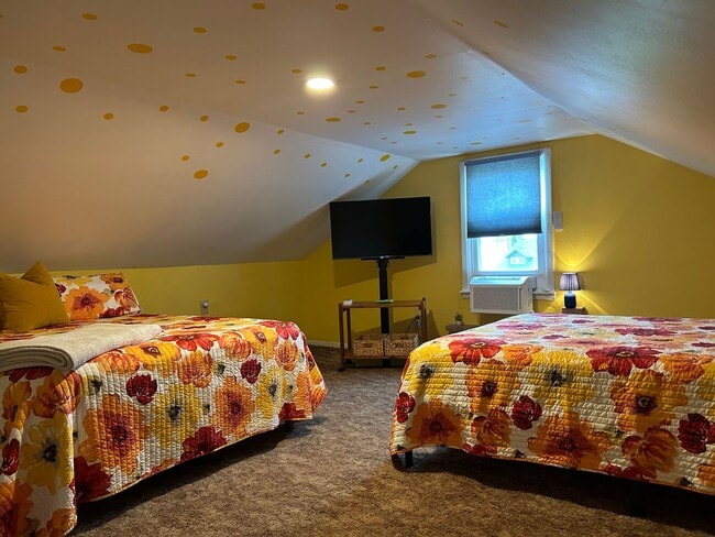 3765 Edgewater Dr in Vermilion, OH - Building Photo - Building Photo