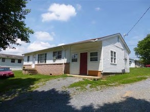 The Village at Tweetsie Trail in Johnson City, TN - Building Photo - Building Photo