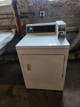 2404 W Superior St, Unit 3W in Chicago, IL - Building Photo - Building Photo