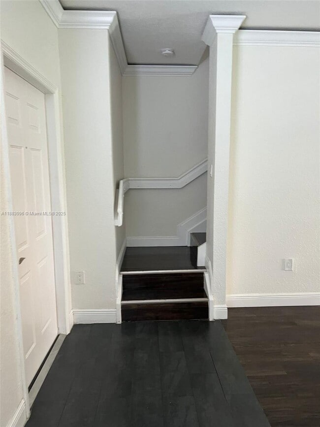 17018 SW 138th Ct in Miami, FL - Building Photo - Building Photo