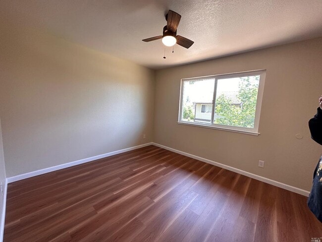 447 Tabor Ave in Fairfield, CA - Building Photo - Building Photo