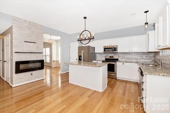 4102 Christine Ln in Waxhaw, NC - Building Photo - Building Photo