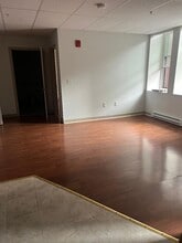 11 Lawrence St, Unit 309 in Lawrence, MA - Building Photo - Building Photo