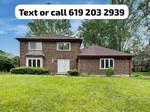 718 Westshore Dr in Shorewood, IL - Building Photo - Building Photo