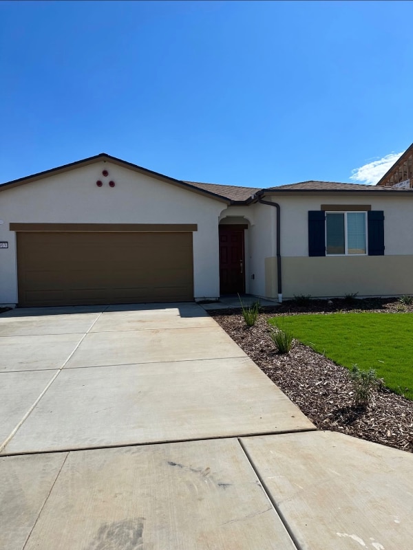 1913 E Evening Glow Ave