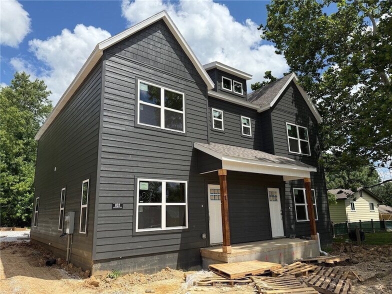832 Dockery Ln in Fayetteville, AR - Building Photo