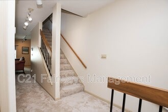 804 Fairways Dr in Oakmont, PA - Foto de edificio - Building Photo